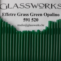 Effetre Opalino Grass Green (EO 591 520)